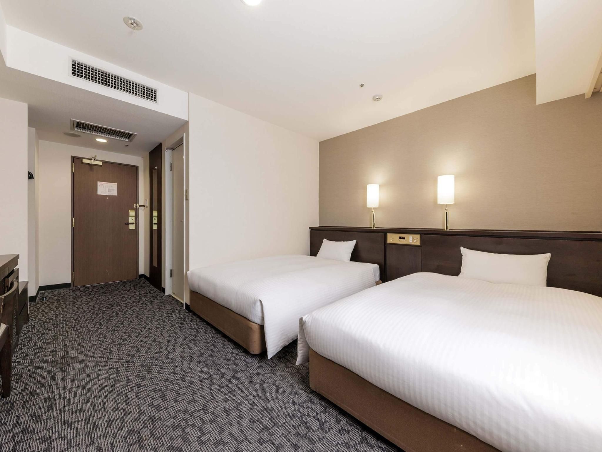 Twin Room Smoking