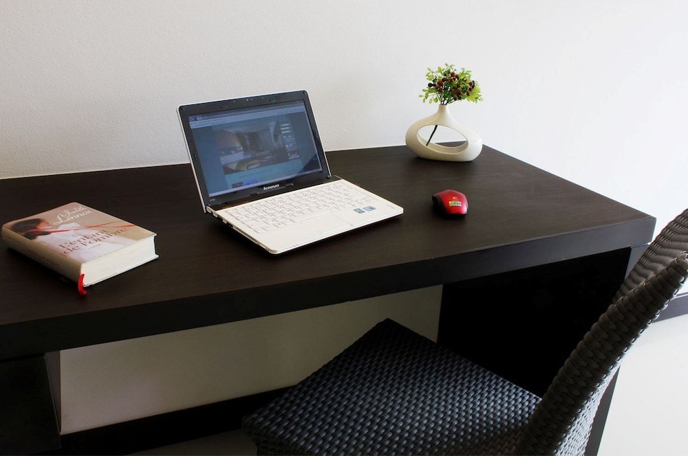 Simplitel Studio, City View 4