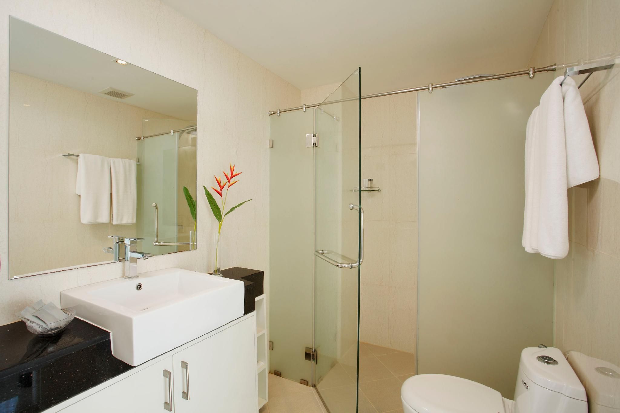 undefined Grand Sunset Hotel Phuket 10