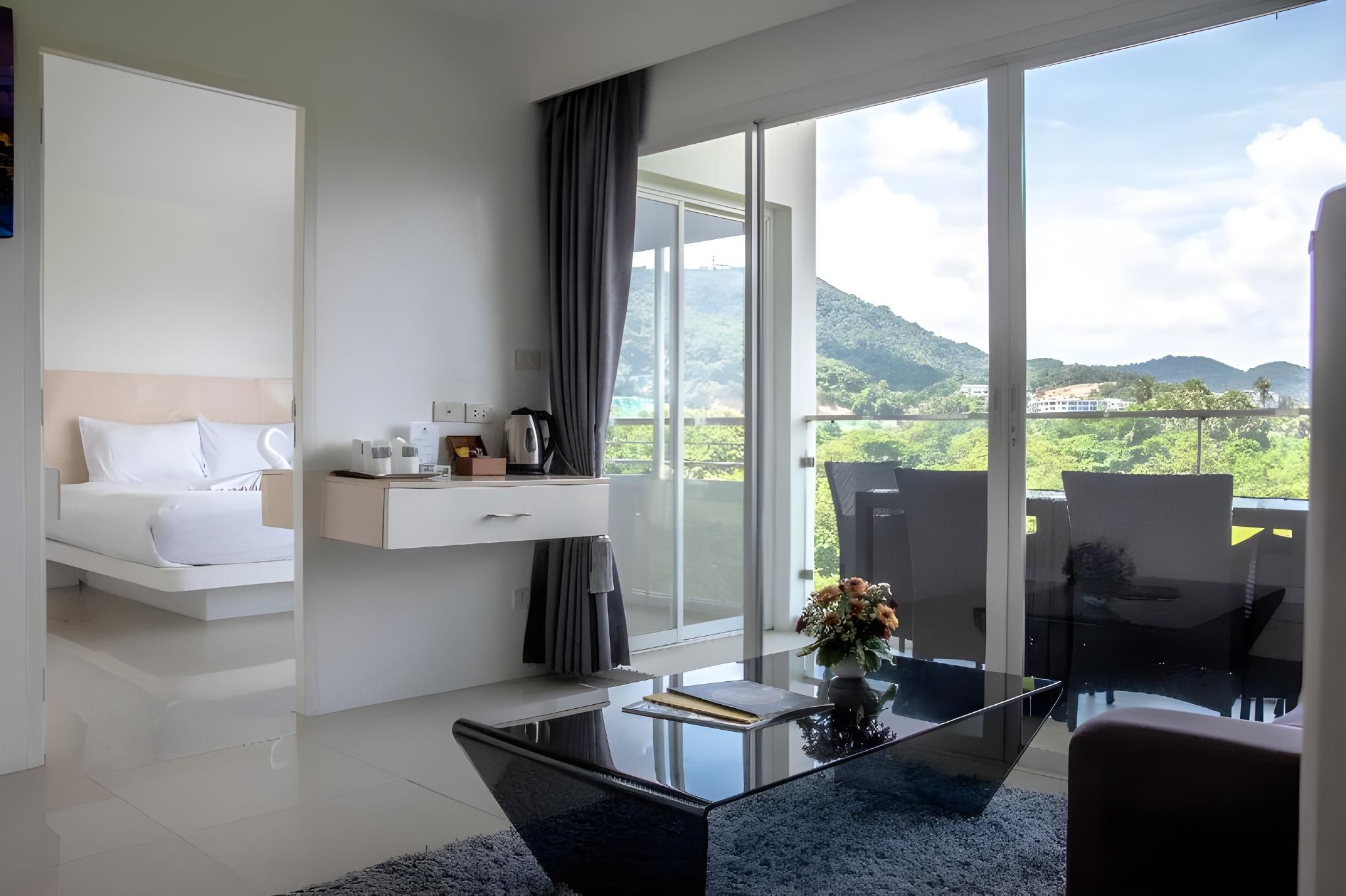 Grand Deluxe Double Room