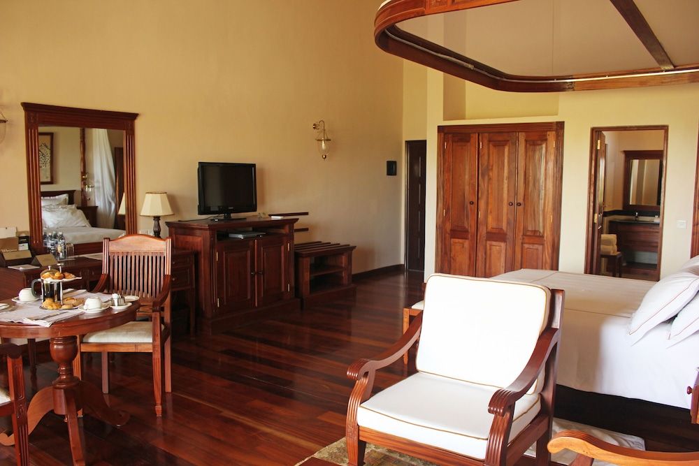 Ocean Beach Resort & Spa Suite 5