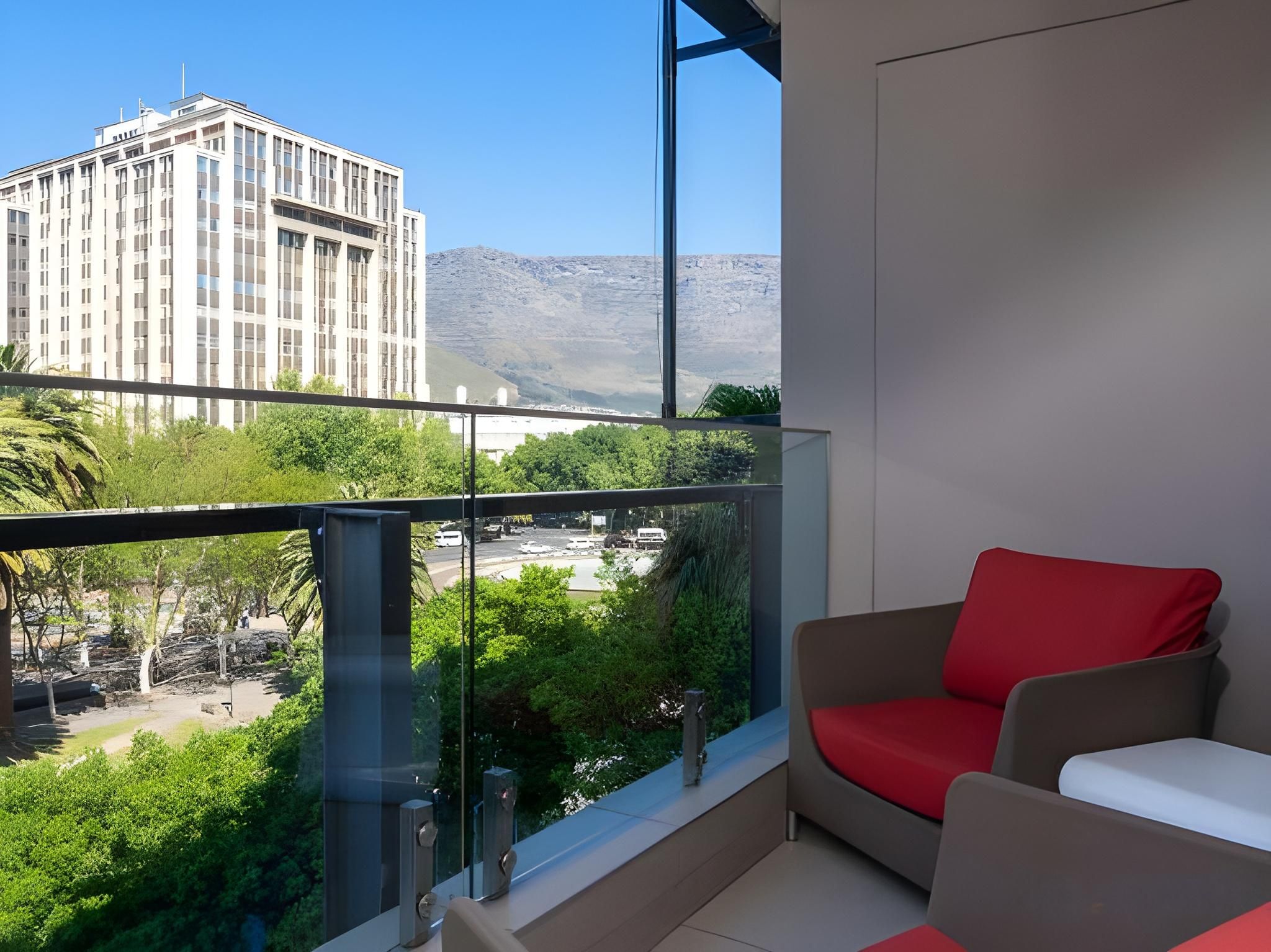 Junior Suite - Mountain View & Balcony