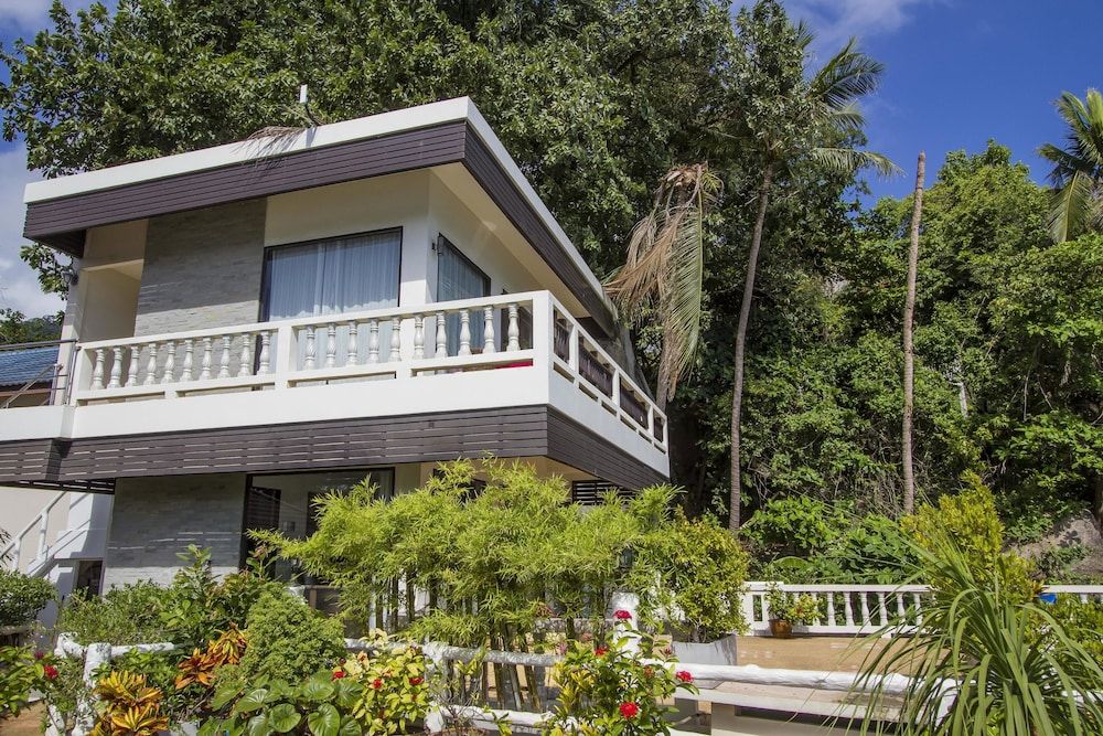 undefined Crystal Bay Beach Resort 6