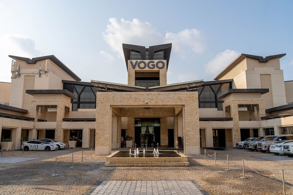 undefined VOGO Abu Dhabi Golf Resort & Spa 2