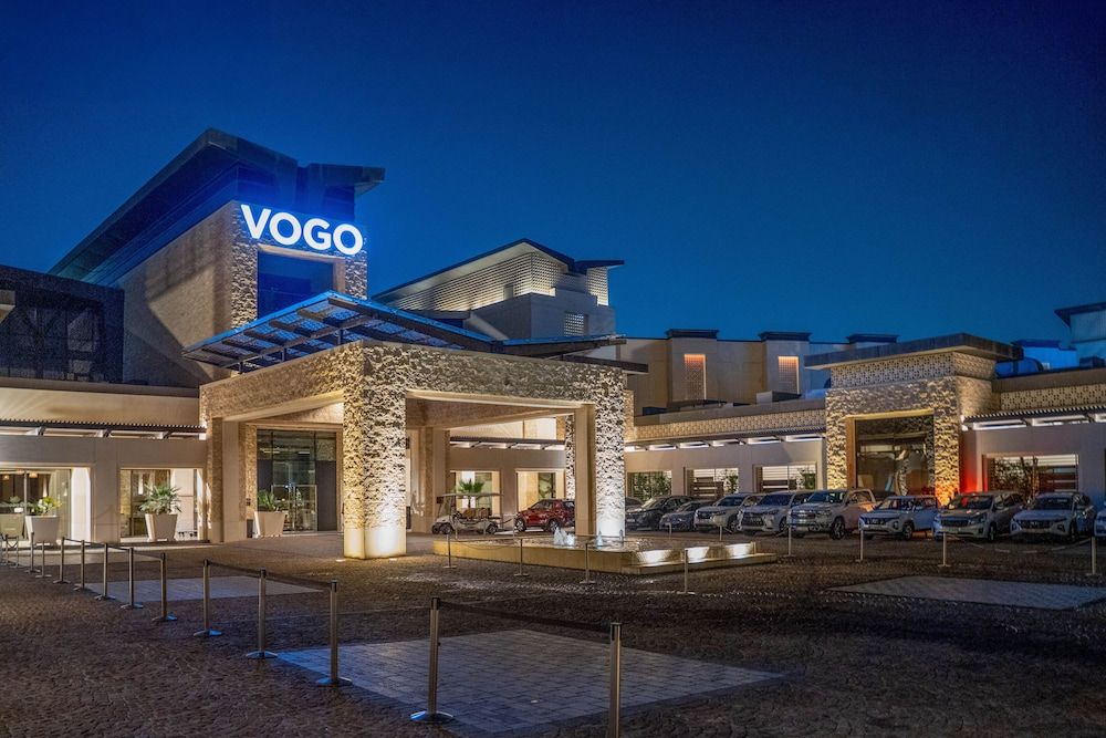 undefined VOGO Abu Dhabi Golf Resort & Spa 4