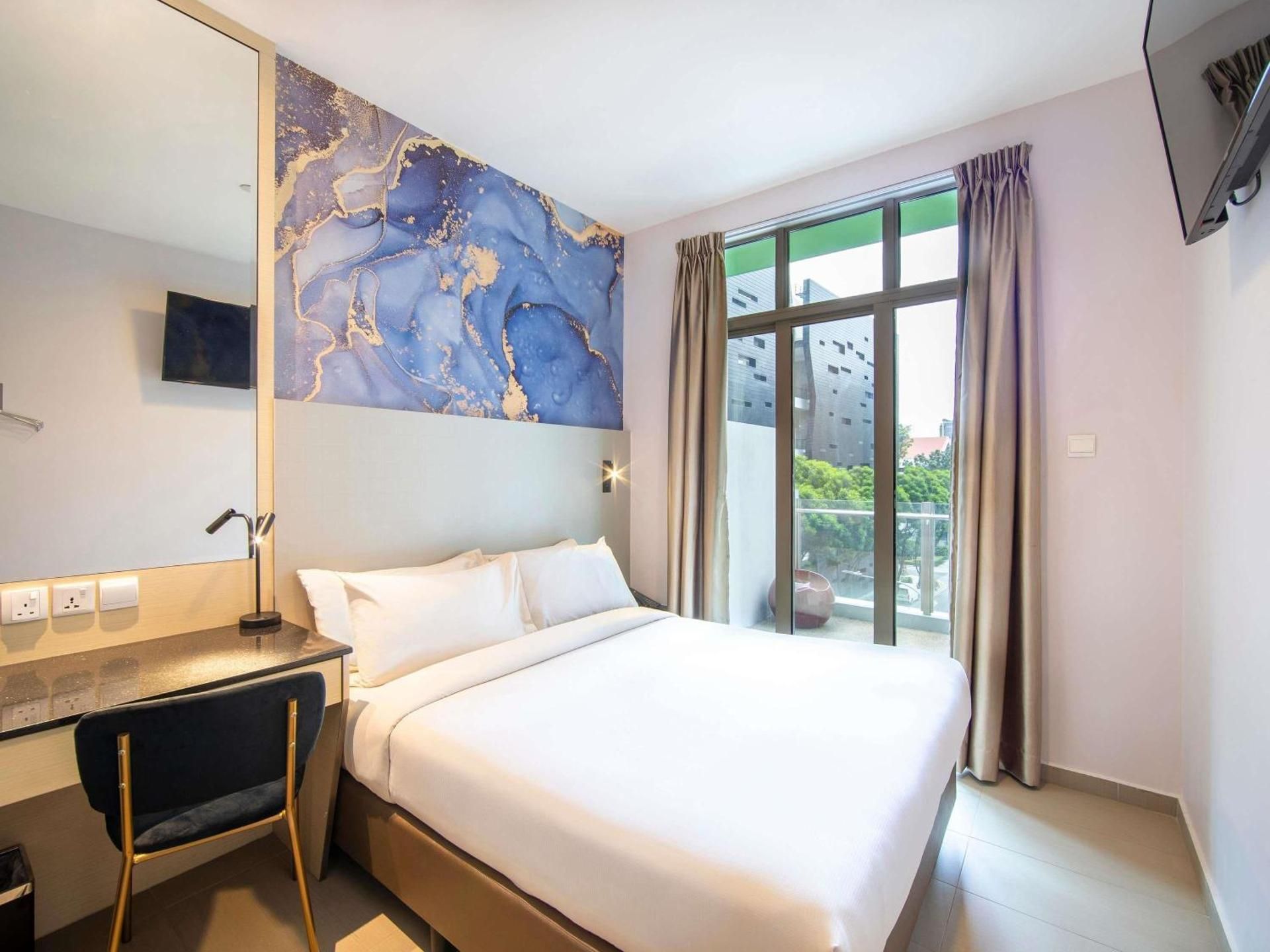undefined ibis Styles Singapore Albert 7