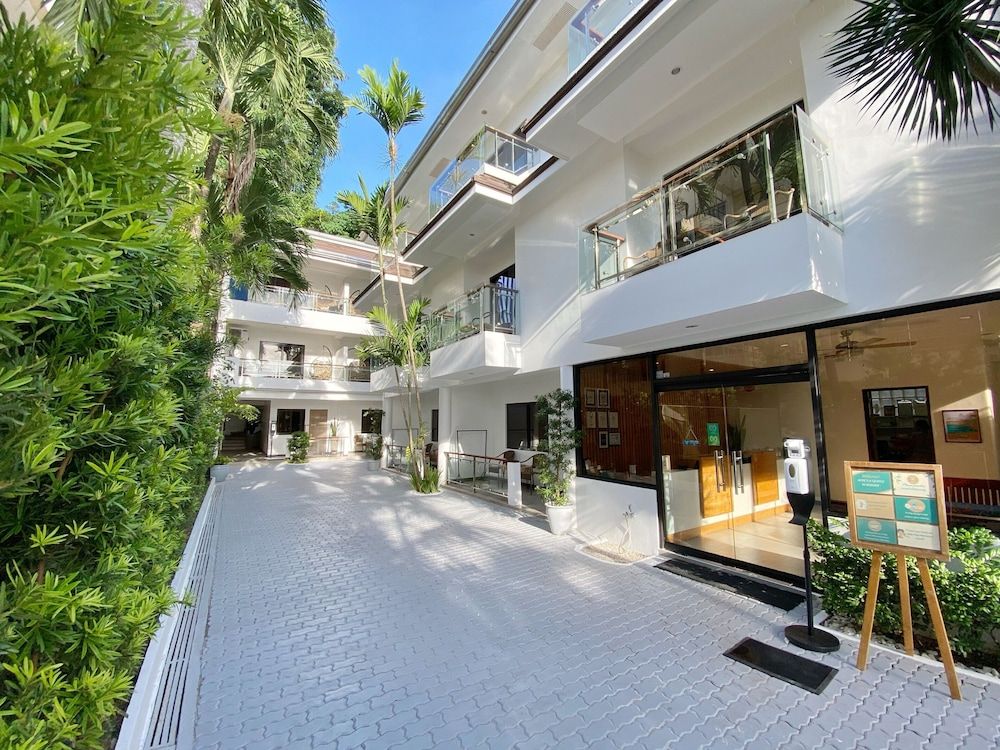 undefined Jony's Beach Resort 7