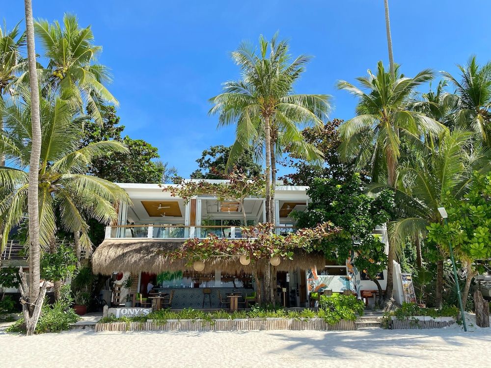 undefined Jony's Beach Resort 6
