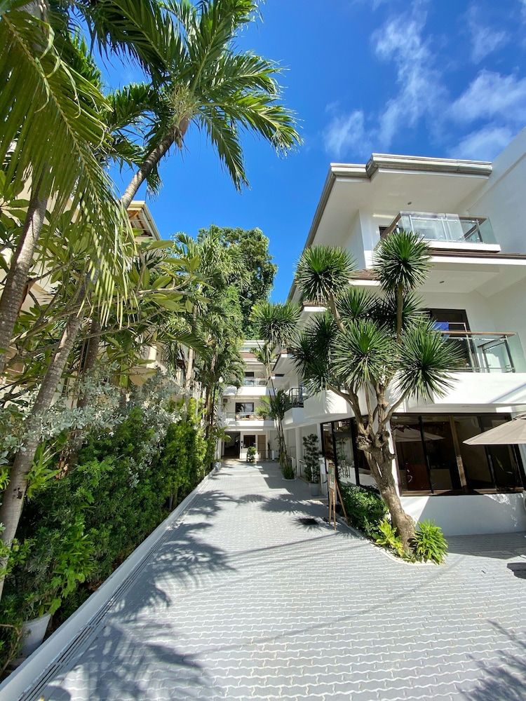 undefined Jony's Beach Resort 8