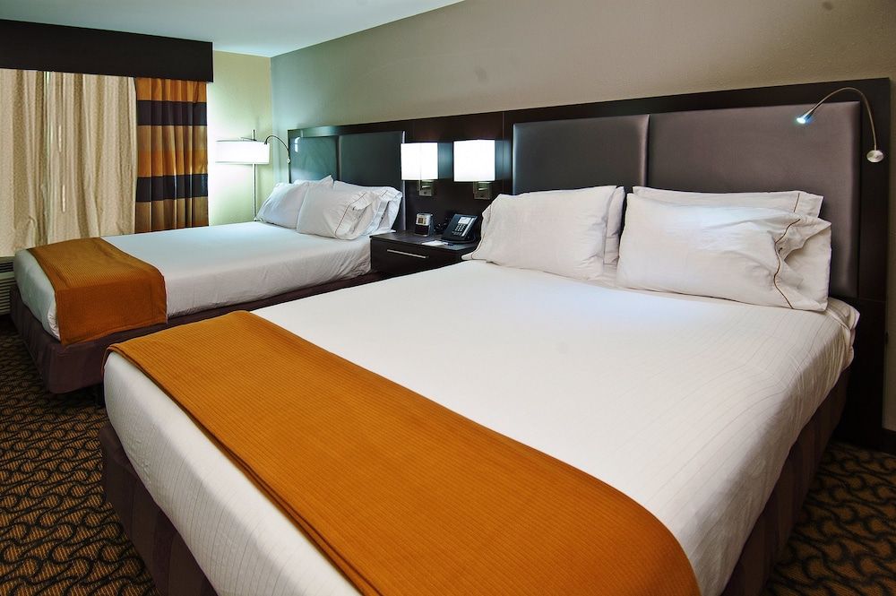 Room, Accessible, Non Smoking (Mobility, Roll-In Shower)