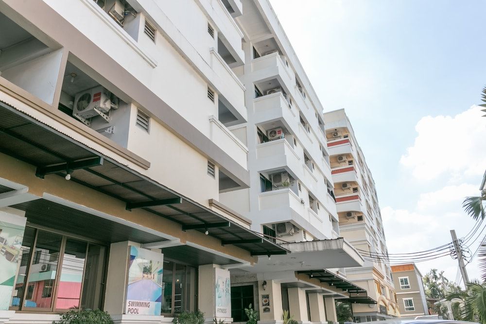 P Park Residence Charansanitwong Superior Double Room 4