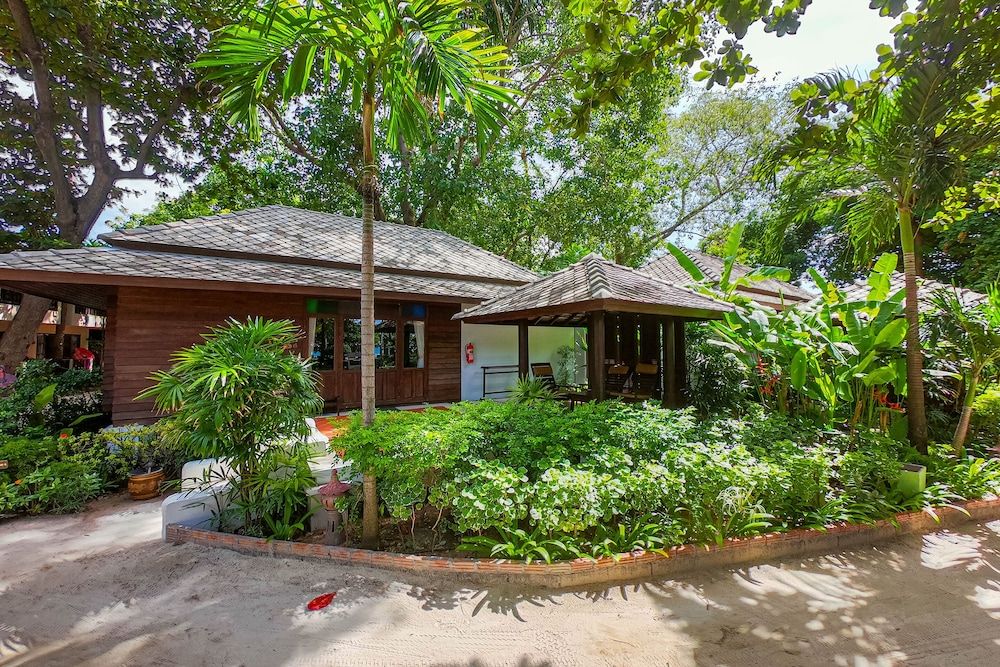 undefined Chaweng Garden Beach Resort 3