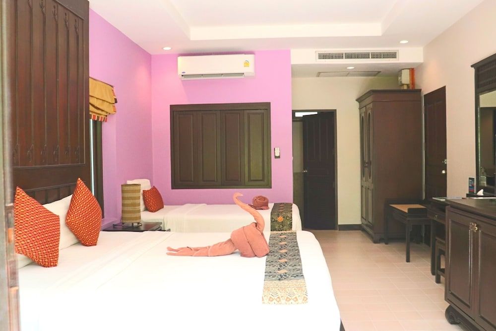 Superior Triple Room, Garden View