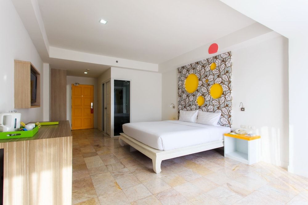 Samui VertiColor Deluxe Studio 6