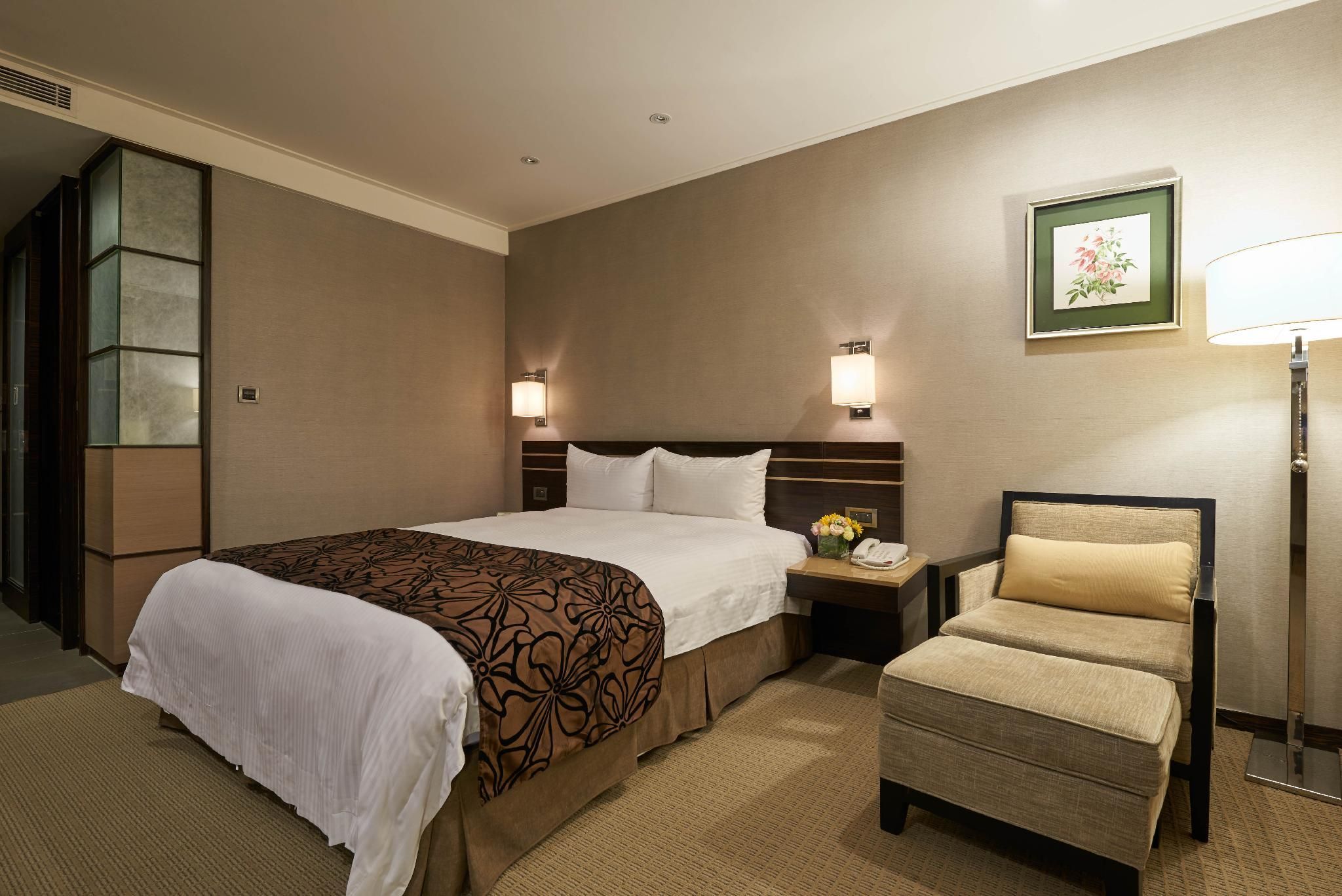 Sol Hotel