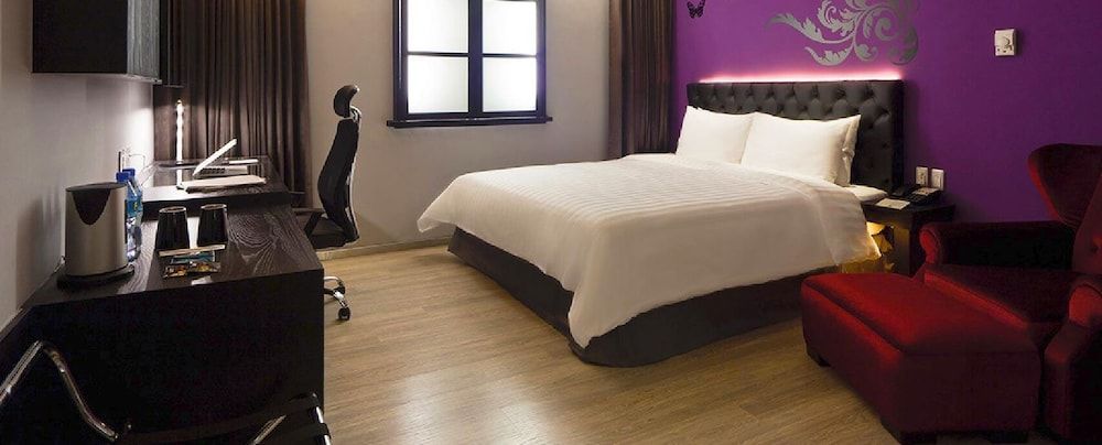 undefined FX Hotel Taipei Nanjing East Road Branch 2