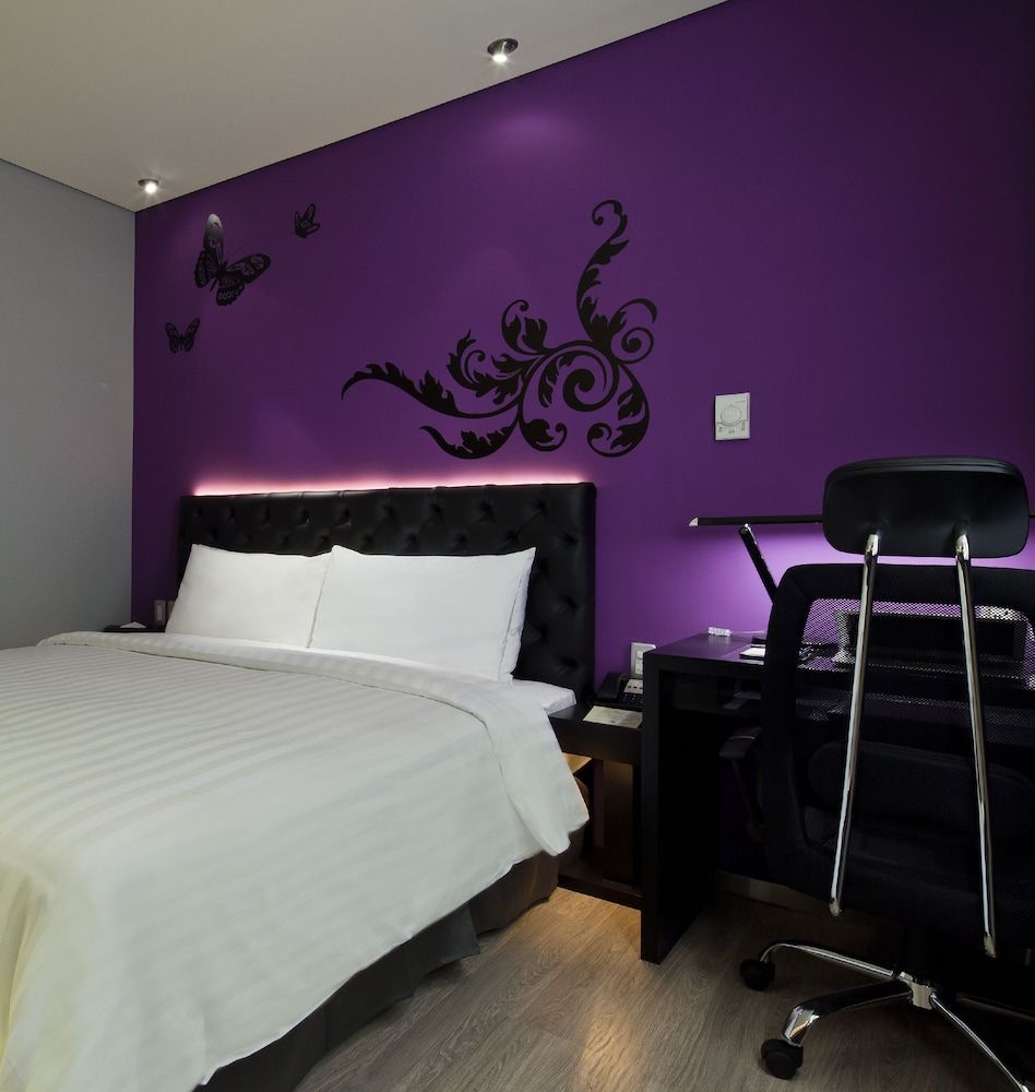 undefined FX Hotel Taipei Nanjing East Road Branch 8