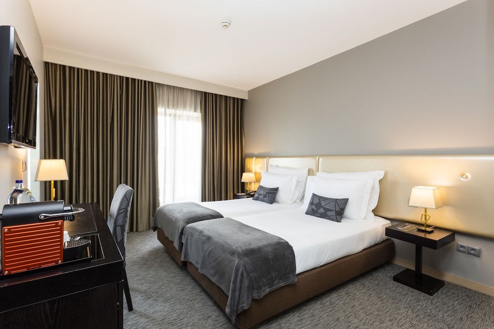 undefined Czar Lisbon Hotel 3