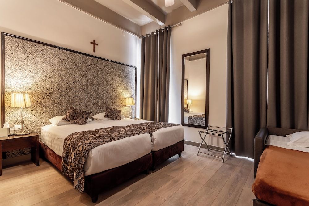 Notre Dame of Jerusalem Center Standard Twin Room, 1 Bedroom, Non Smoking, Courtyard View 3