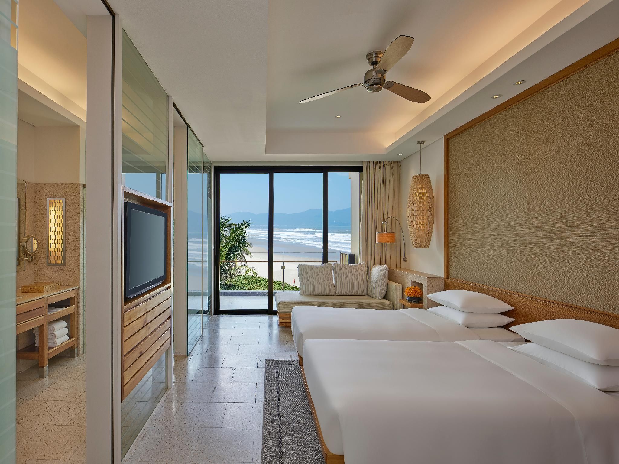 2 Twin Beds Ocean View With Club Access