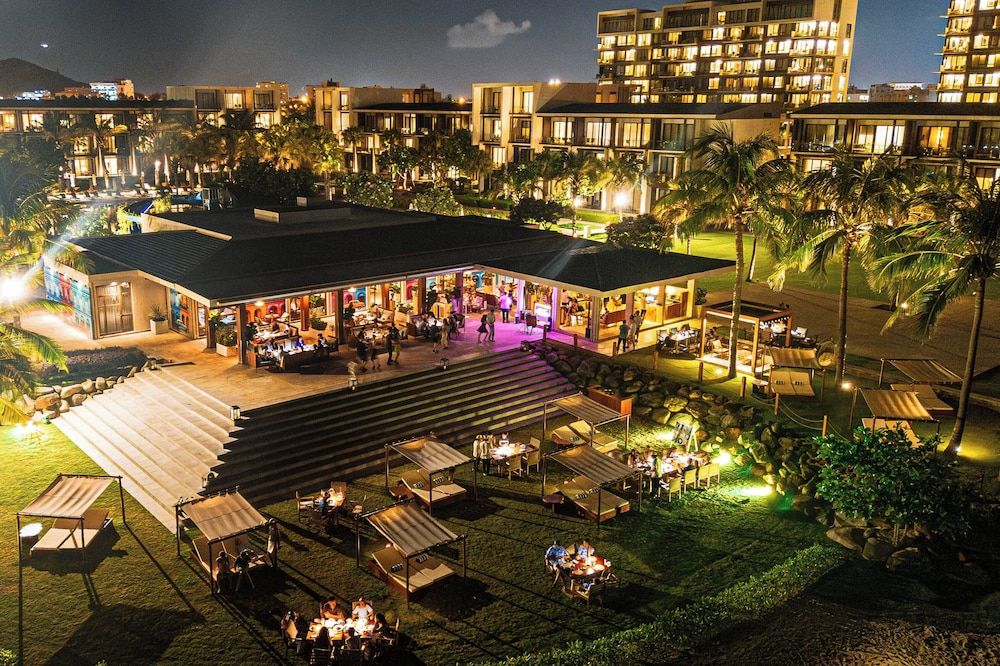 Beach Bar
