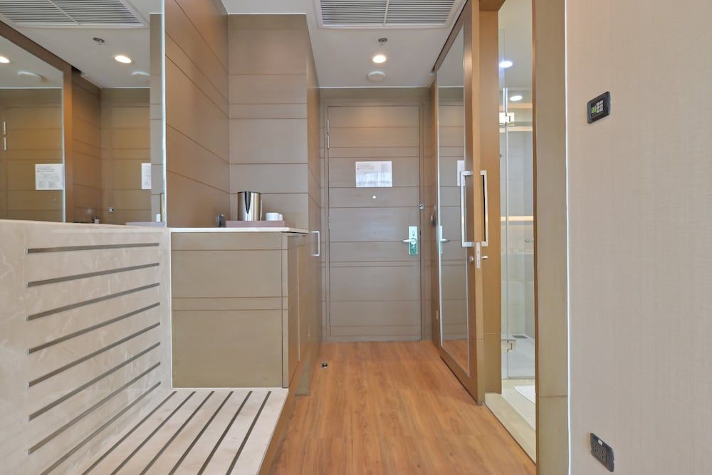 Eastin Grand Hotel Sathorn Bangkok Superior Sky 4