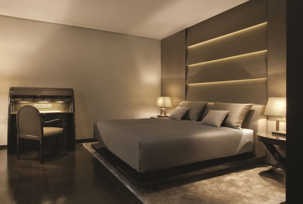 Armani Hotel Milano Deluxe Room 2