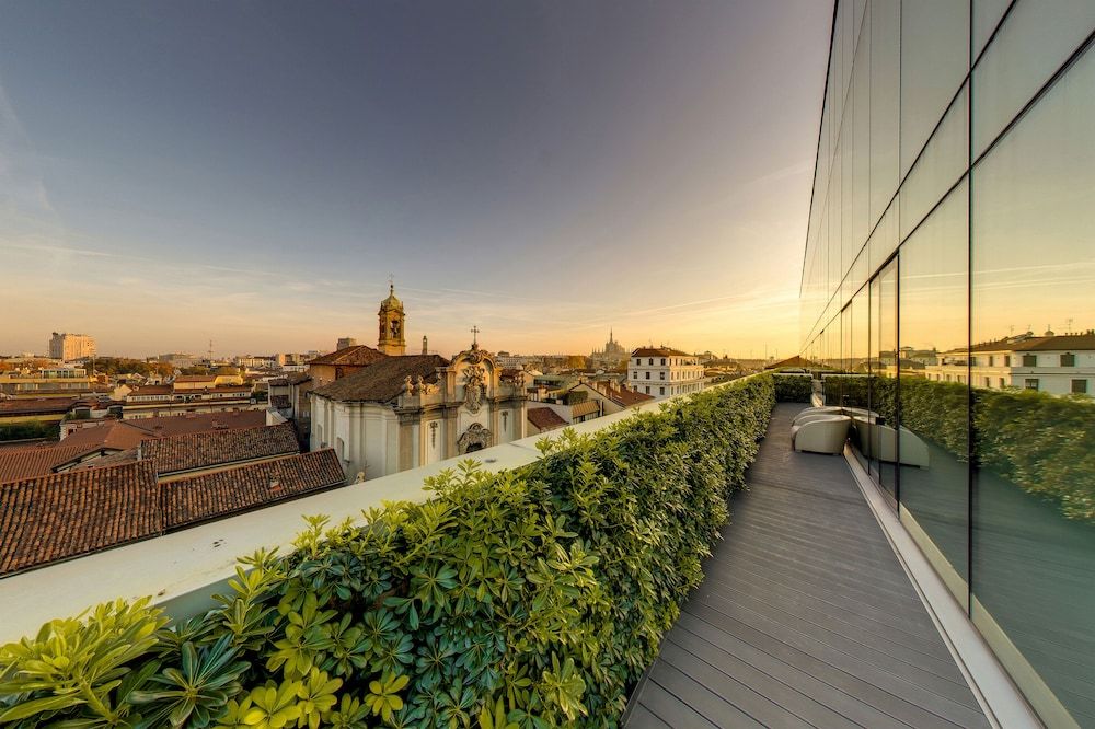undefined Armani Hotel Milano 8