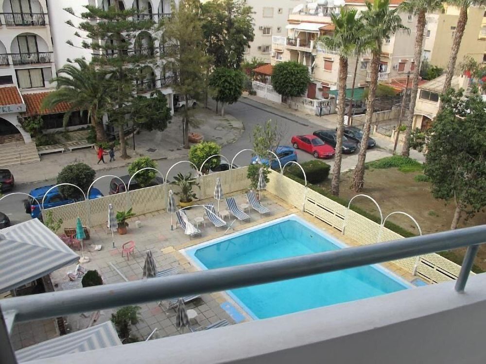 undefined San Remo Hotel 8