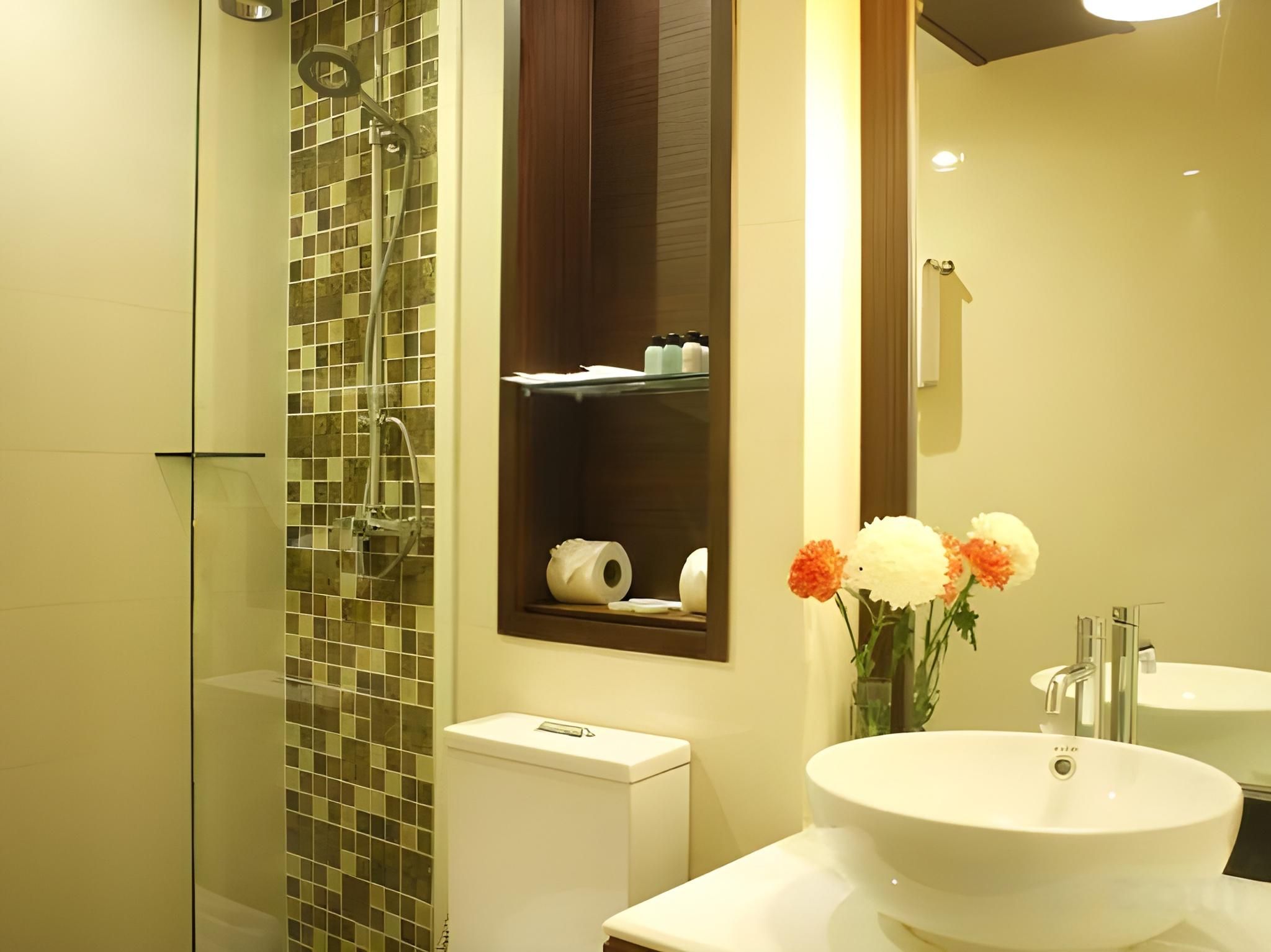 Suvarnabhumi Suite Studio with Balcony 3