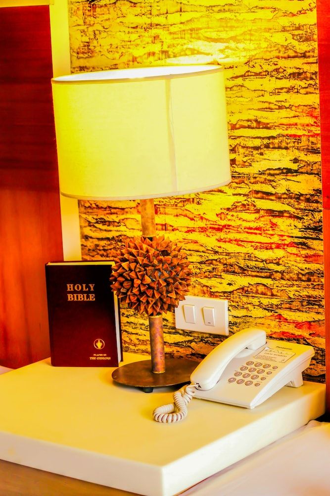 Chalet Baguio Premier Room, 1 King Bed 3