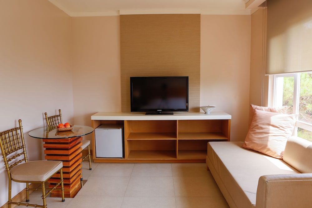 Chalet Baguio Premier Room, 1 King Bed 2