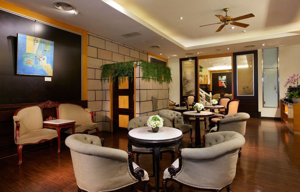 undefined Happiness Hotel 6