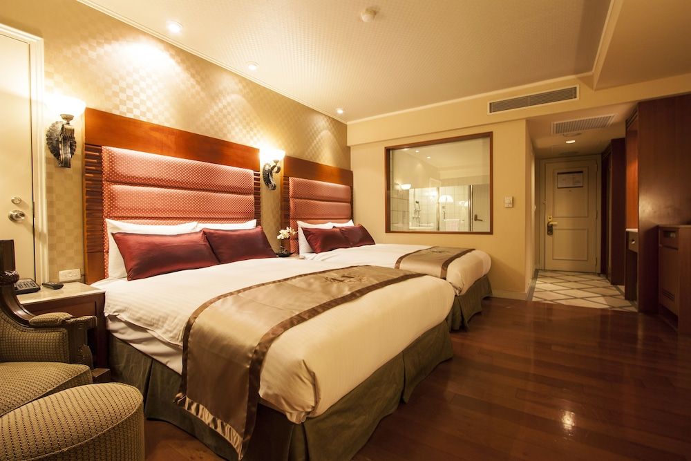 Deluxe Quadruple Room (Non- Refundable )