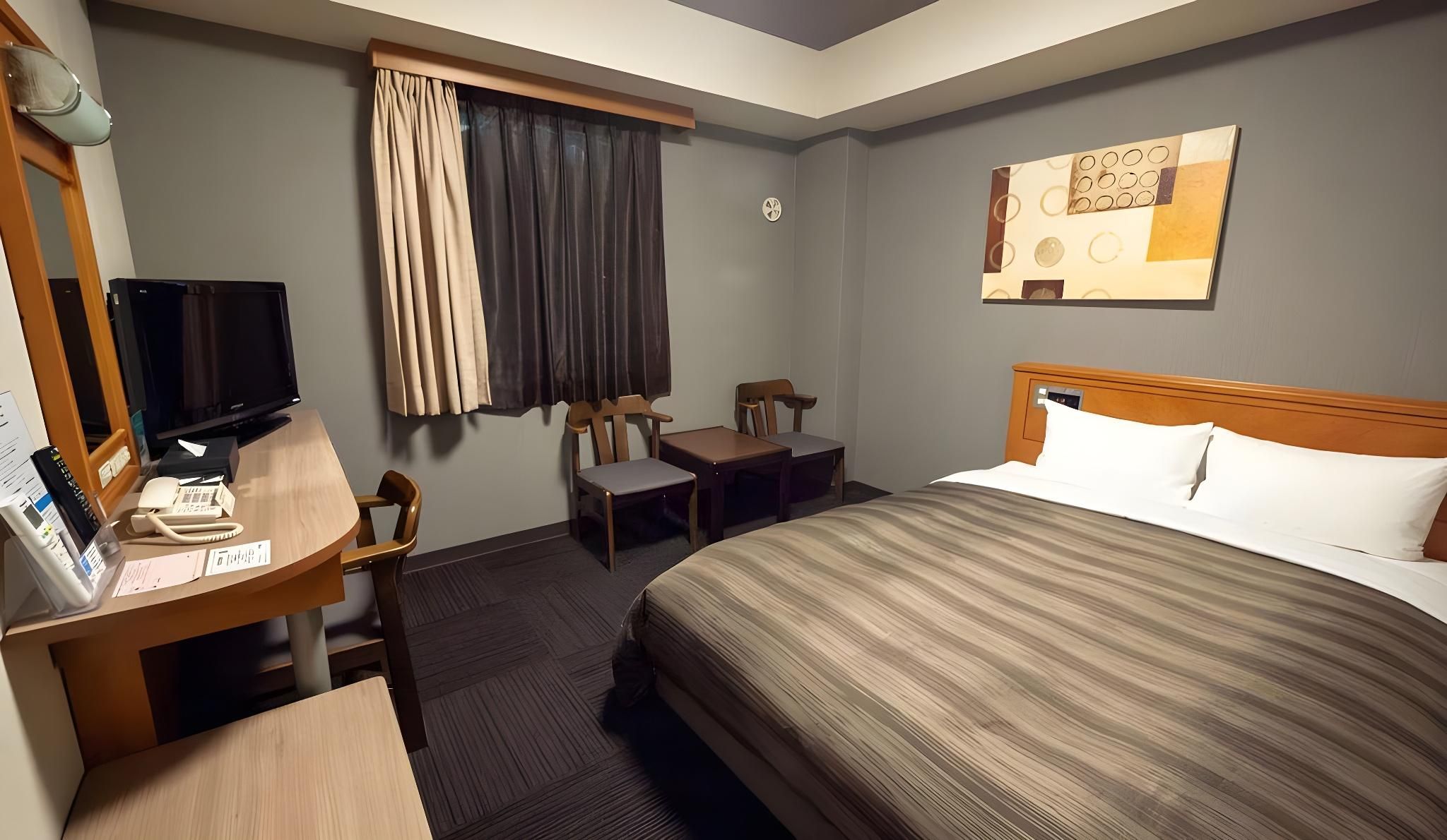 Double Room on the Opposite Side of Mt. Fuji and Lake Kawaguchi Smoking
