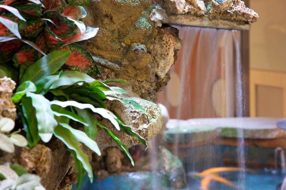 undefined Deja Vu Hotel 7