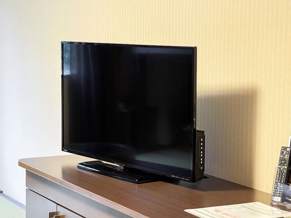 Japanese Style Room, Shared Bathroom, Self Service Bed Making, Non Smoking