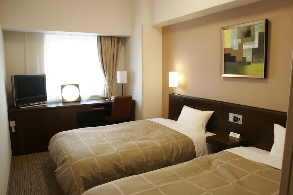 Hotel Route - Inn Chitose Ekimae Twin Room, Smoking 2