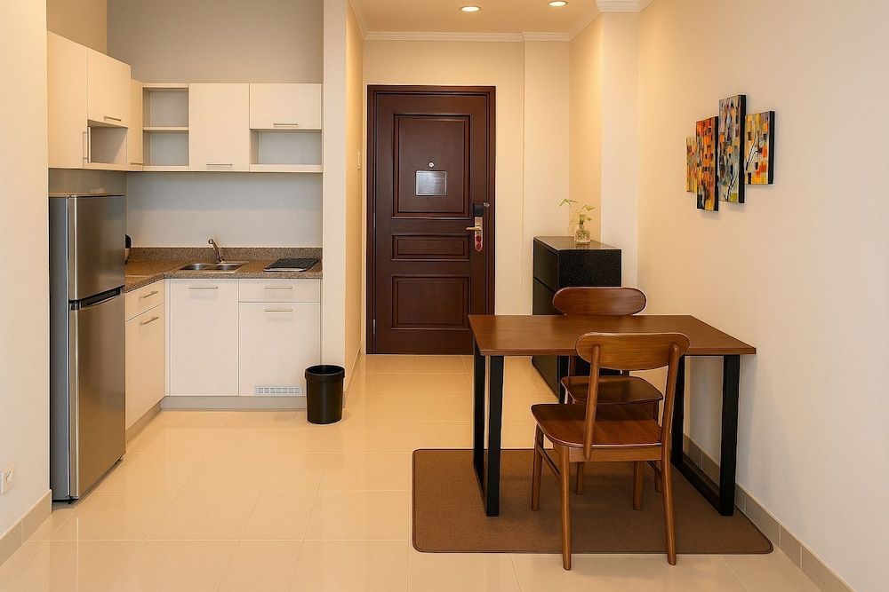 The Bellezza Suites Jakarta Business Suite 4