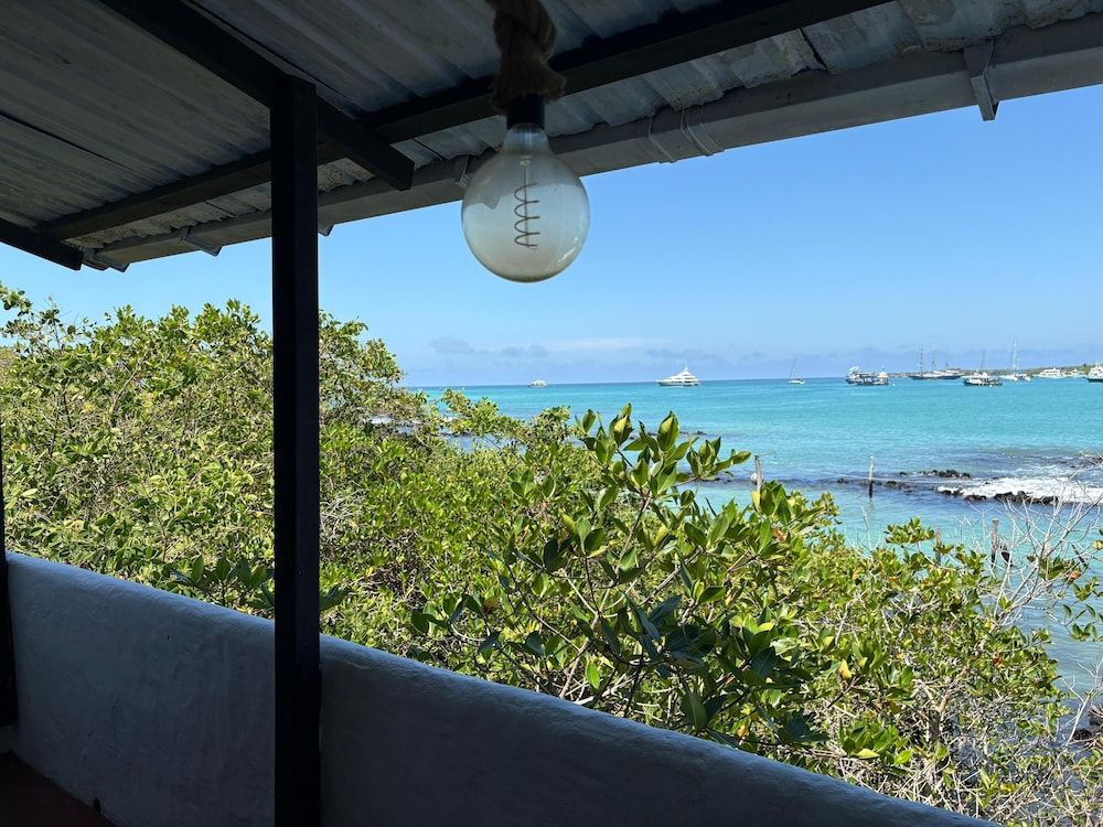 Blu Galapagos Sustainable Waterfront Lodge Suite Signature 10