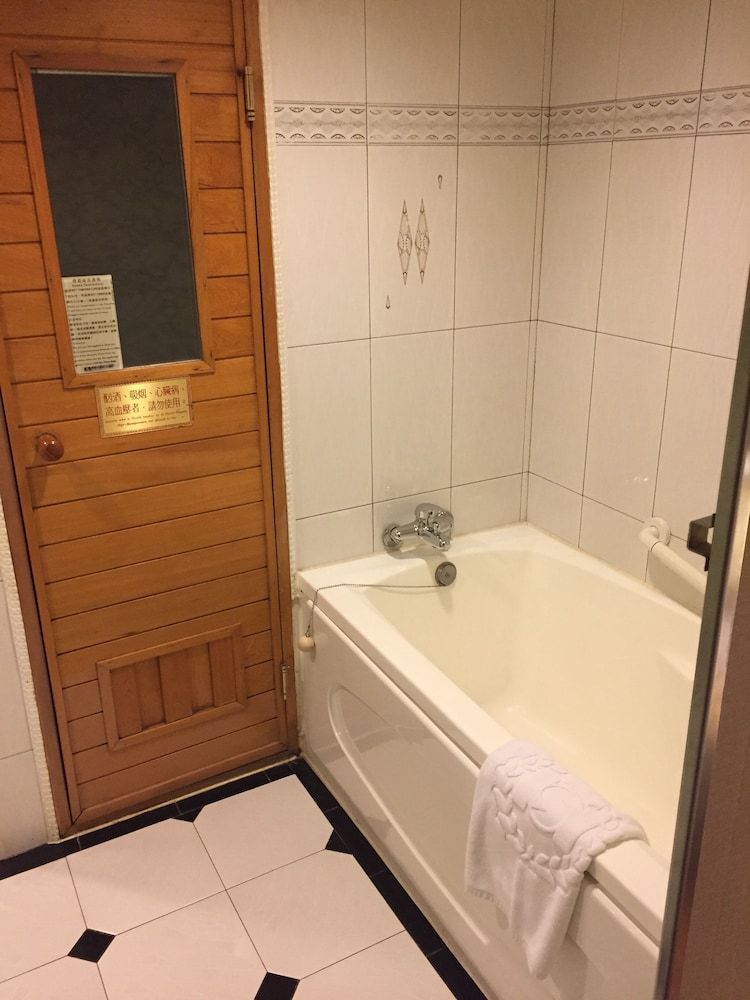 undefined Charming Castle Hotel 9