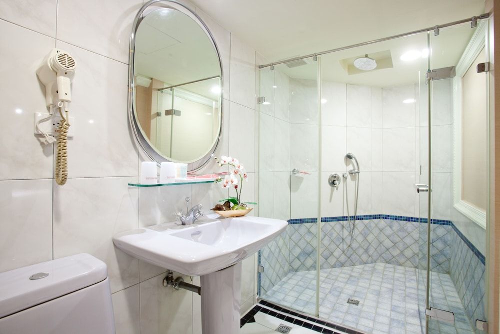 undefined Charming Castle Hotel 8
