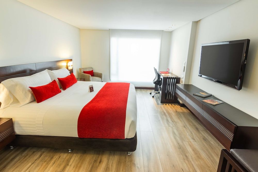 Best Western Plus 93 Park Hotel Standard Room, 1 King Bed, Non Smoking 6