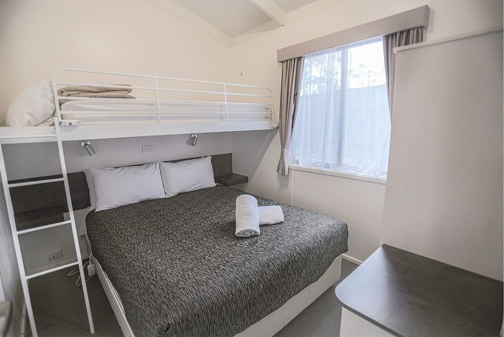 Amaroo Holiday Park Executive Two-Bedroom Villa