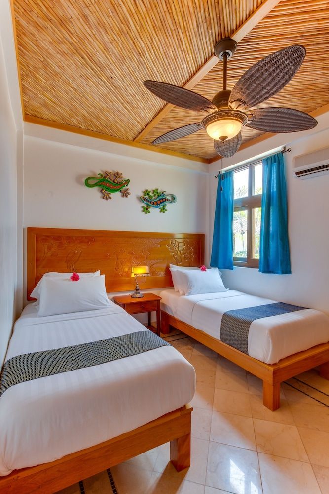 2 Bedroom Poolfront Suite