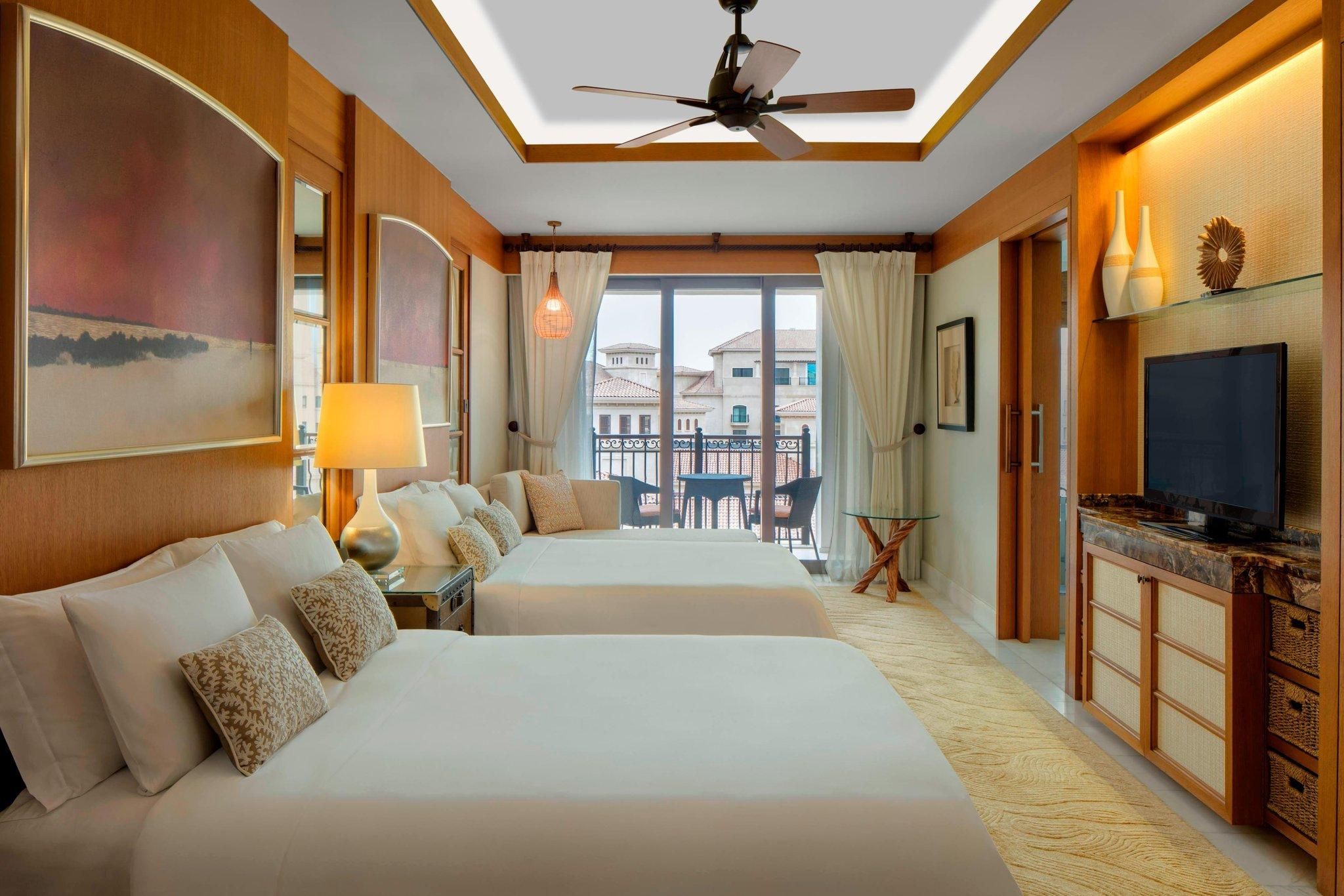 Superior, Guest Room, 2 Queen, Partial Sea View, Balcony