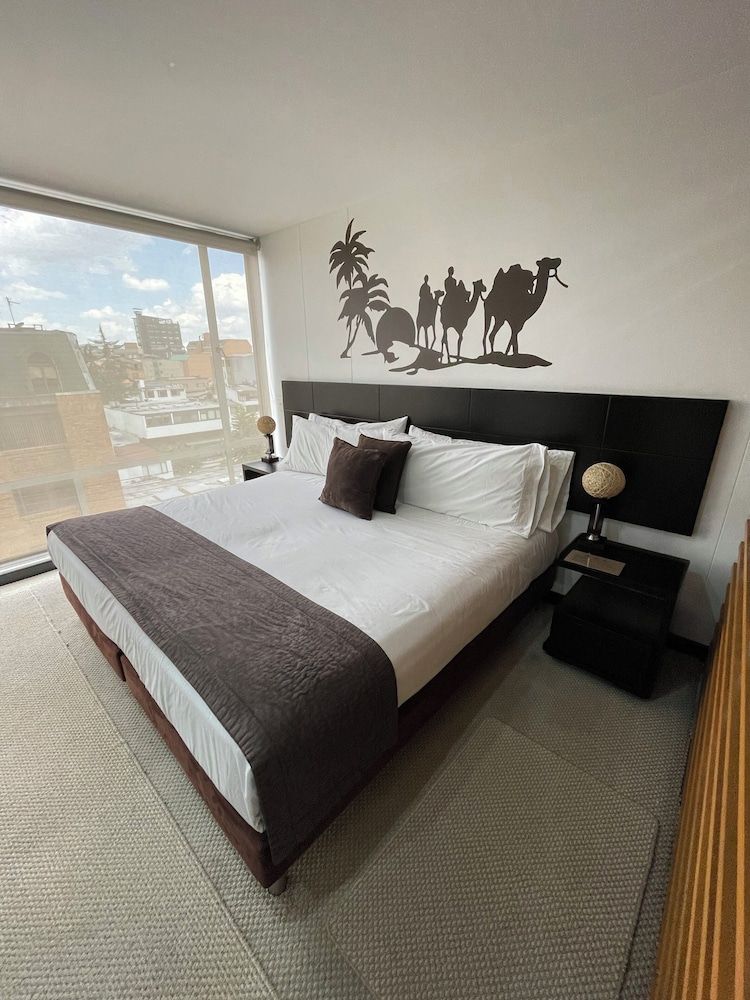 undefined Hotel Regency Suites La Feria 6