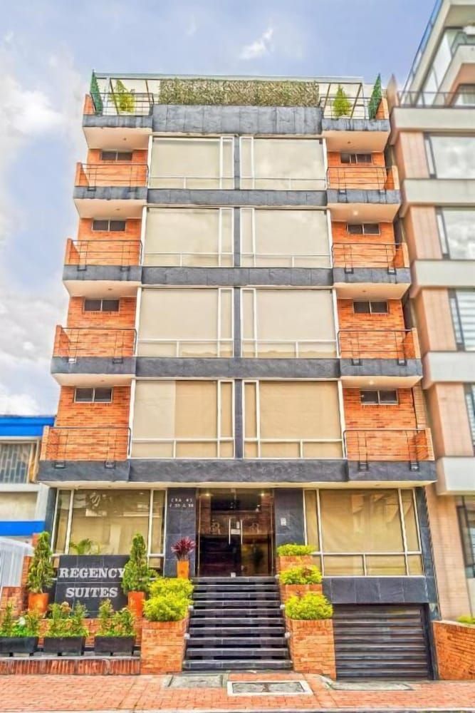 undefined Hotel Regency Suites La Feria 2