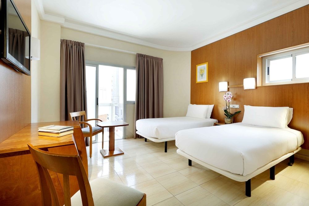 Hotel Alisios Canteras Triple Room (2 adults, 1 child)