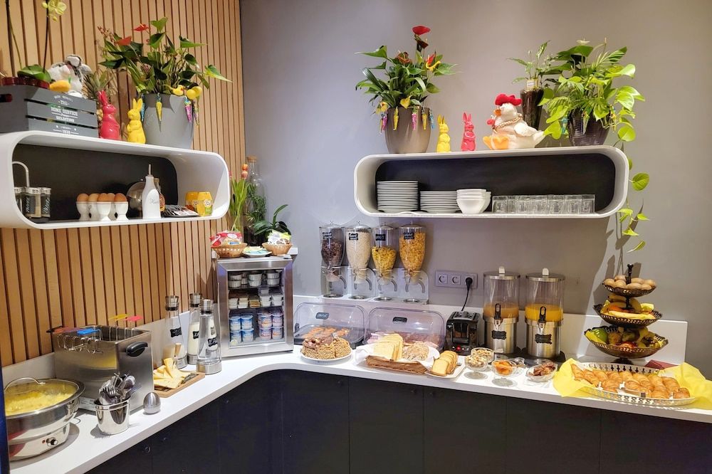 undefined Hotel Virgina